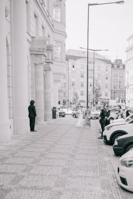 Church & Mánes - Weddings in Prague - Julie May