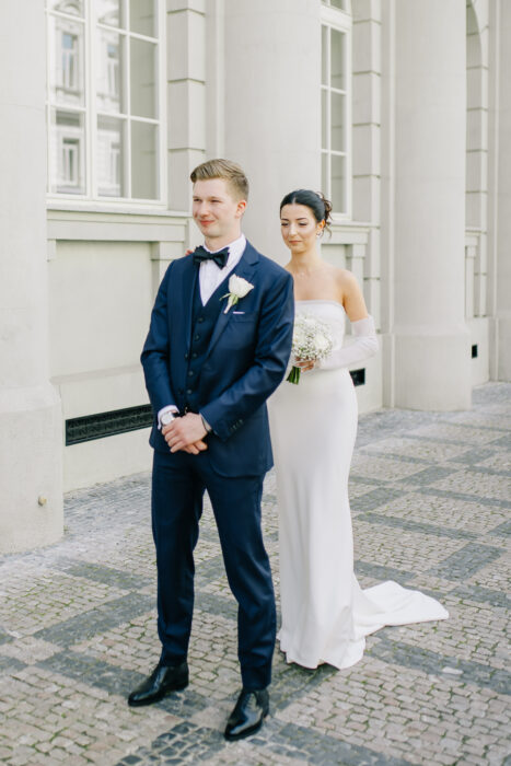 Church & Mánes - Weddings in Prague - Julie May