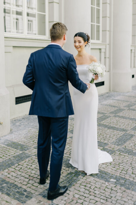 Church & Mánes - Weddings in Prague - Julie May