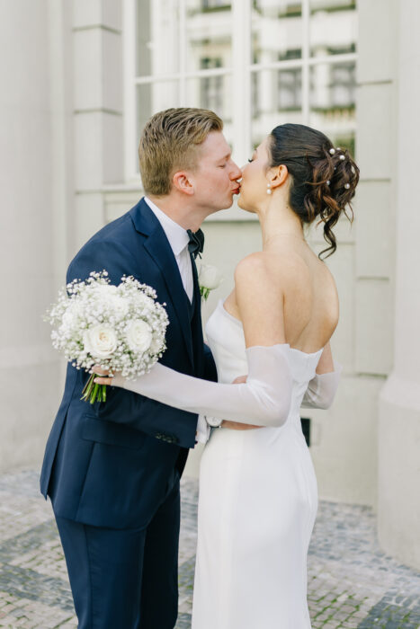 Church & Mánes - Weddings in Prague - Julie May