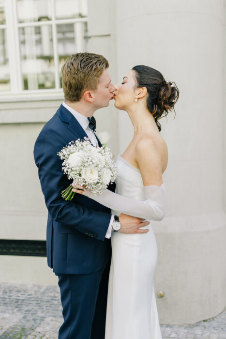 Church & Mánes - Weddings in Prague - Julie May