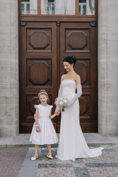 Church & Mánes - Weddings in Prague - Julie May