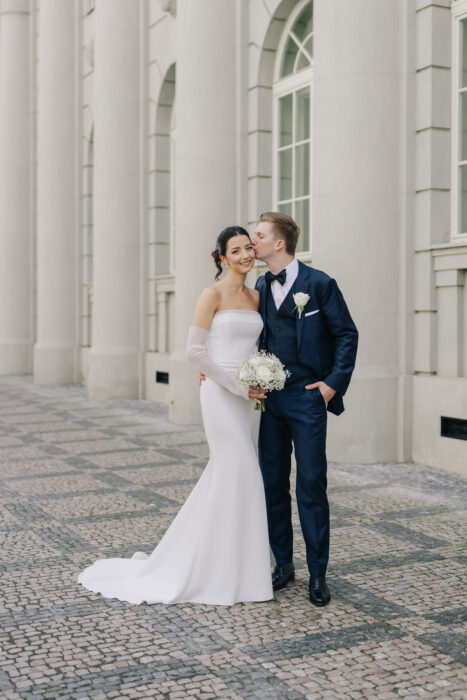 Church & Mánes - Weddings in Prague - Julie May