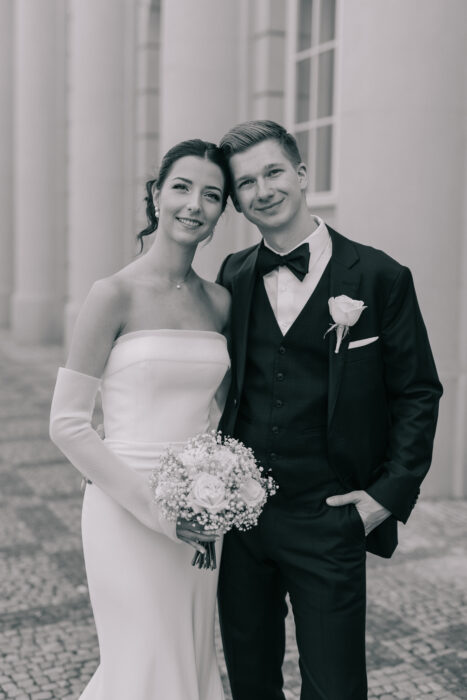 Church & Mánes - Weddings in Prague - Julie May