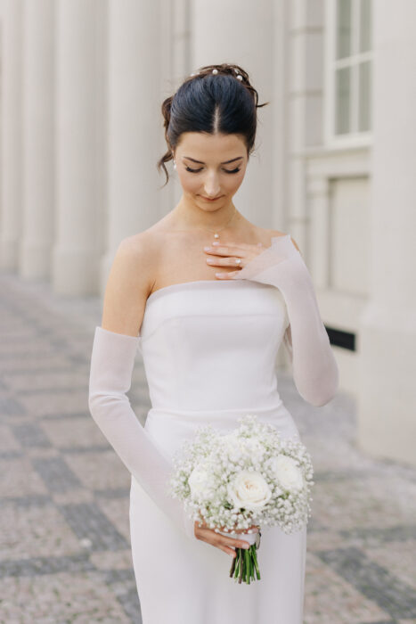 Church & Mánes - Weddings in Prague - Julie May