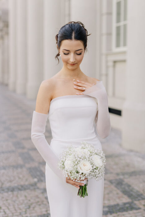 Church & Mánes - Weddings in Prague - Julie May