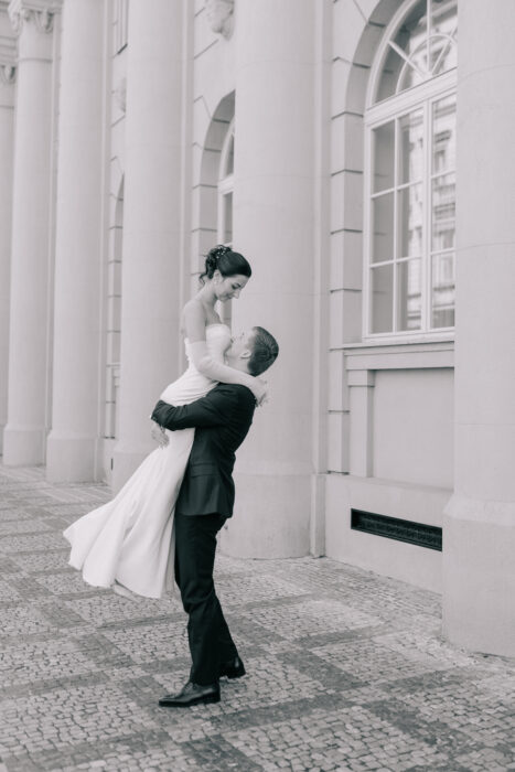 Church & Mánes - Weddings in Prague - Julie May