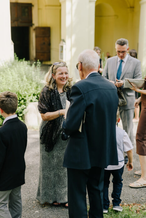 Church & Mánes - Weddings in Prague - Julie May