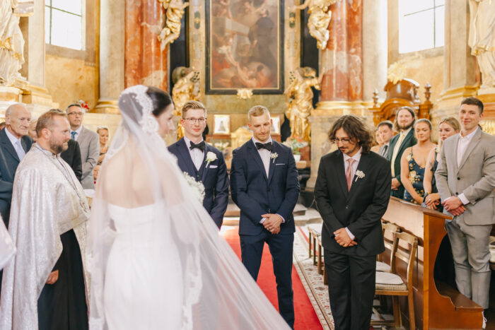 Church & Mánes - Weddings in Prague - Julie May