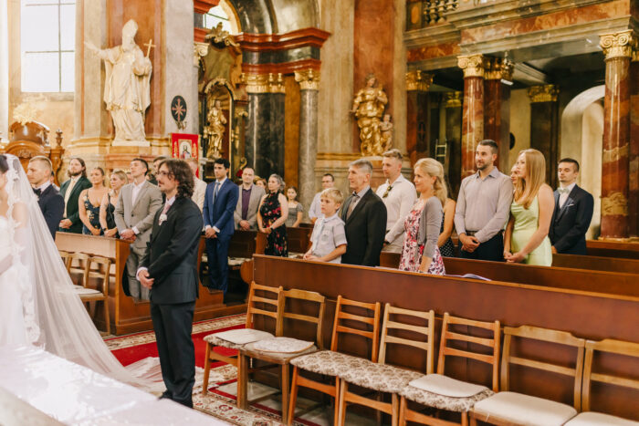 Church & Mánes - Weddings in Prague - Julie May