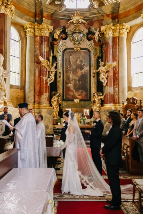 Church & Mánes - Weddings in Prague - Julie May