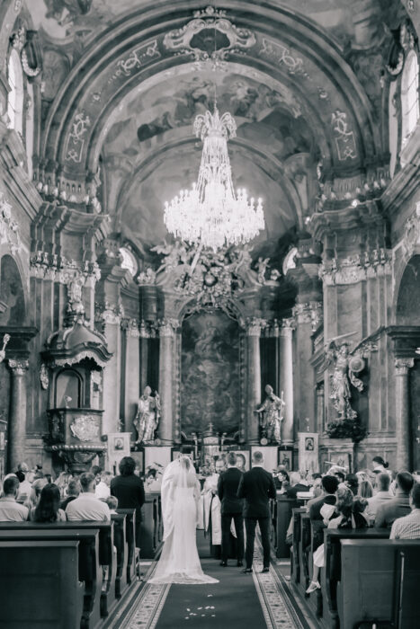 Church & Mánes - Weddings in Prague - Julie May