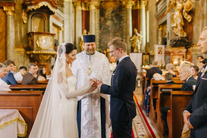 Church & Mánes - Weddings in Prague - Julie May