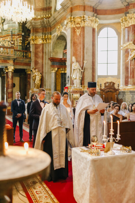 Church & Mánes - Weddings in Prague - Julie May