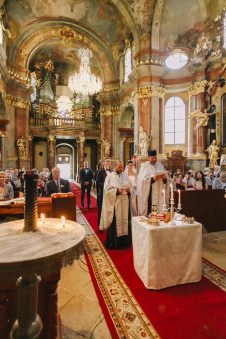 Church & Mánes - Weddings in Prague - Julie May