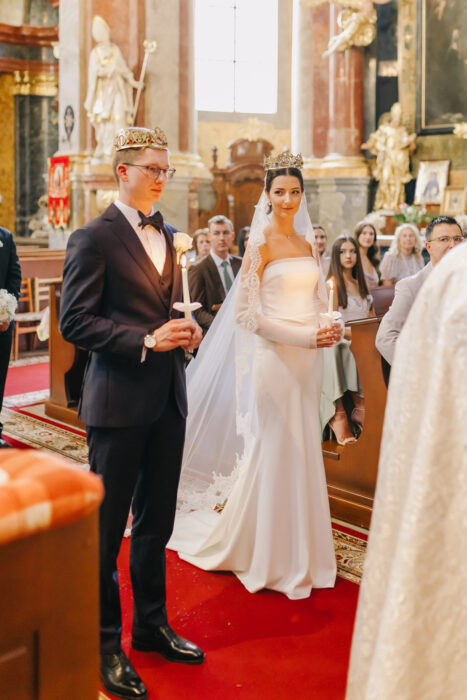 Church & Mánes - Weddings in Prague - Julie May