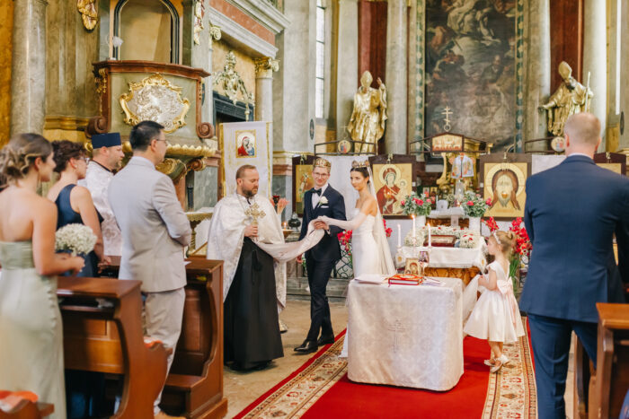 Church & Mánes - Weddings in Prague - Julie May