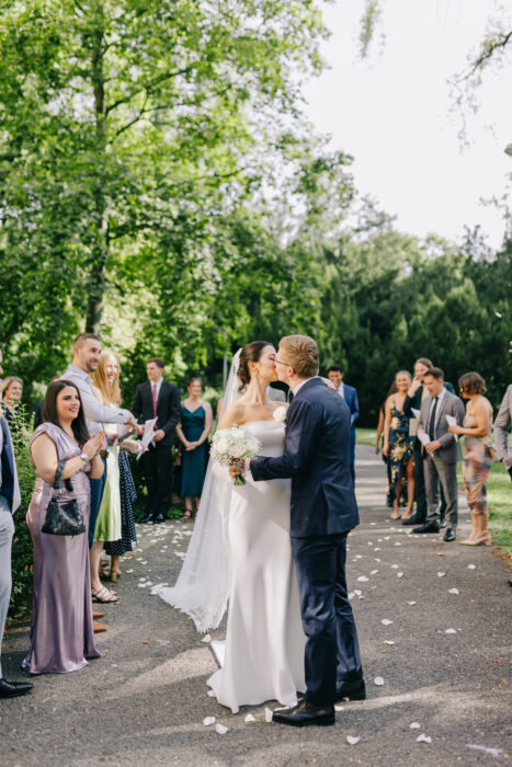 Church & Mánes - Weddings in Prague - Julie May