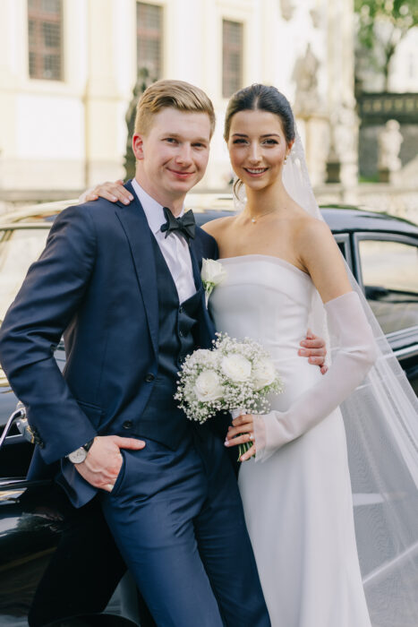 Church & Mánes - Weddings in Prague - Julie May