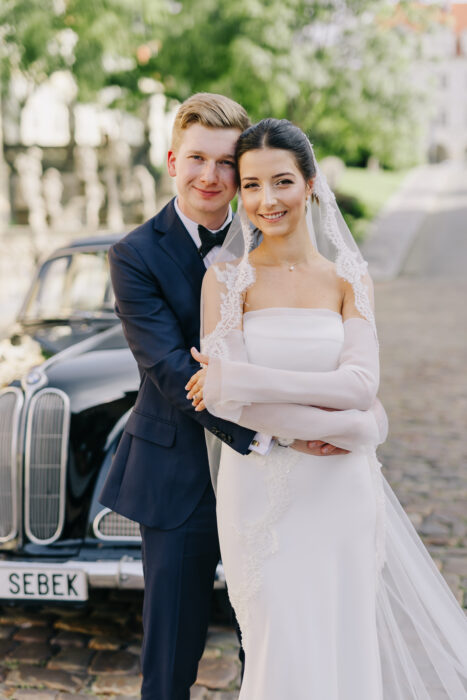 Church & Mánes - Weddings in Prague - Julie May