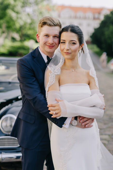 Church & Mánes - Weddings in Prague - Julie May