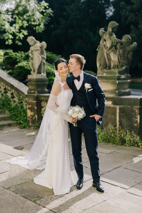 Church & Mánes - Weddings in Prague - Julie May