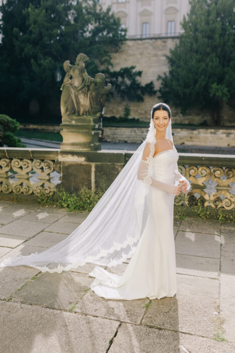 Church & Mánes - Weddings in Prague - Julie May