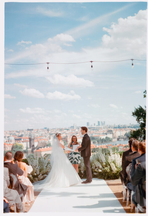 Villa Richter - Weddings in Prague - Julie May