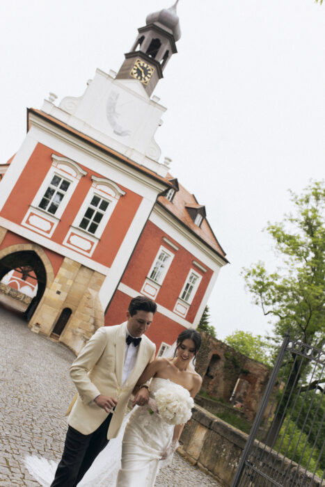 Savoia - Weddings in Prague - Julie May