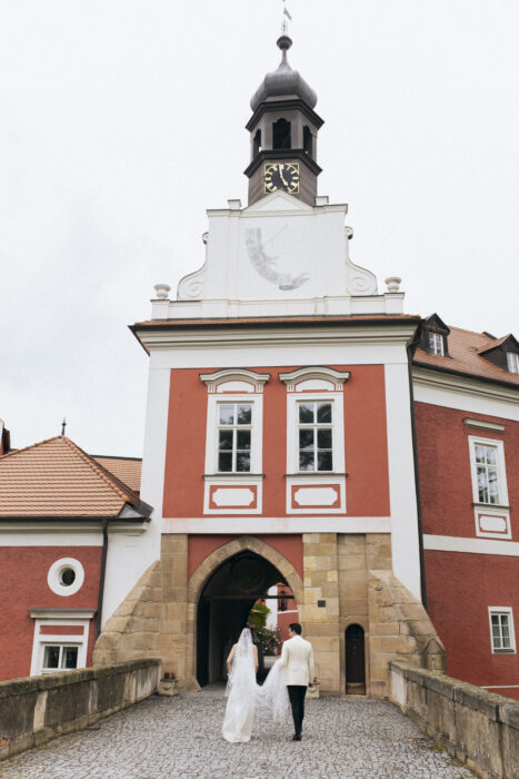 Savoia - Weddings in Prague - Julie May