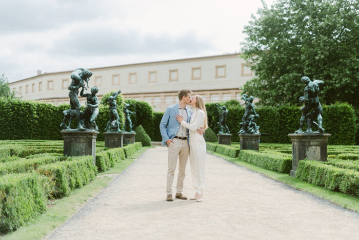 Chateau Mcely - Weddings in Prague - Julie May