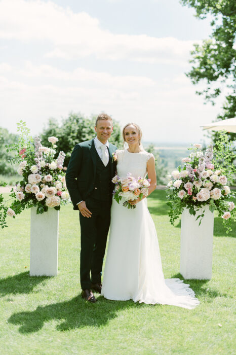 Chateau Mcely - Weddings in Prague - Julie May