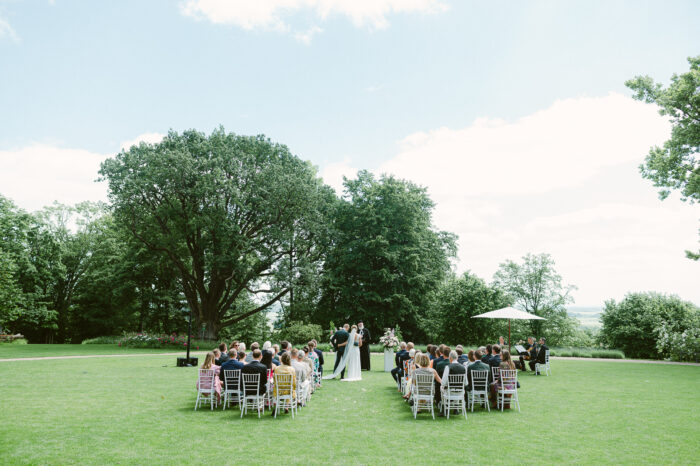 Chateau Mcely - Weddings in Prague - Julie May