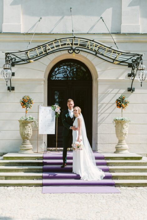 Chateau Mcely - Weddings in Prague - Julie May