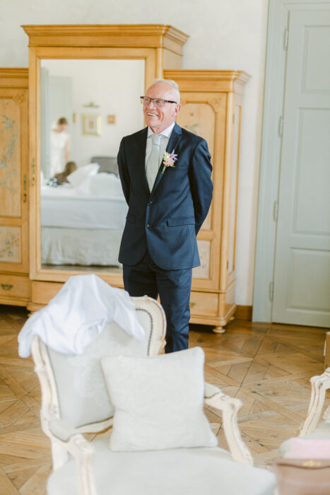 Chateau Mcely - Weddings in Prague - Julie May