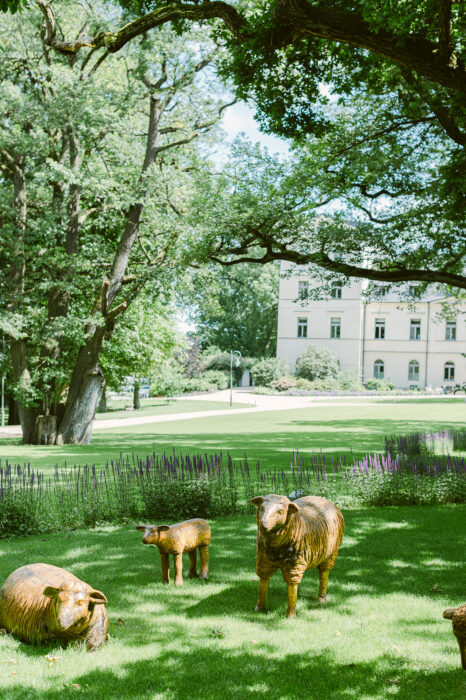 Chateau Mcely - Weddings in Prague - Julie May