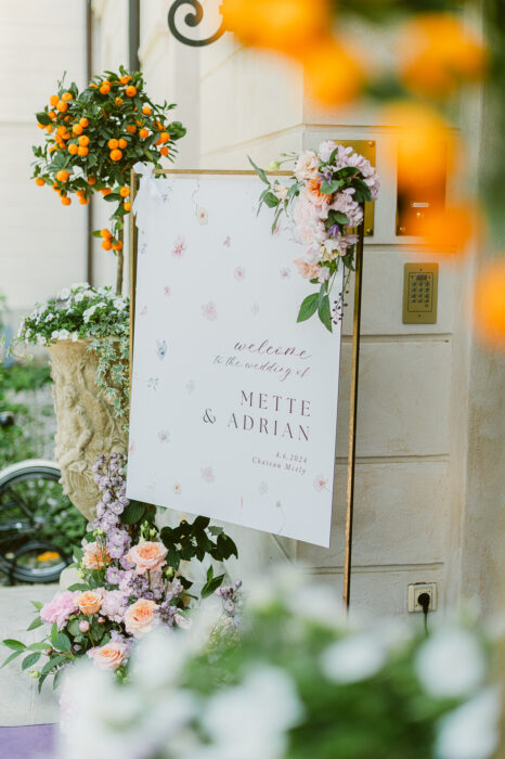 Chateau Mcely - Weddings in Prague - Julie May