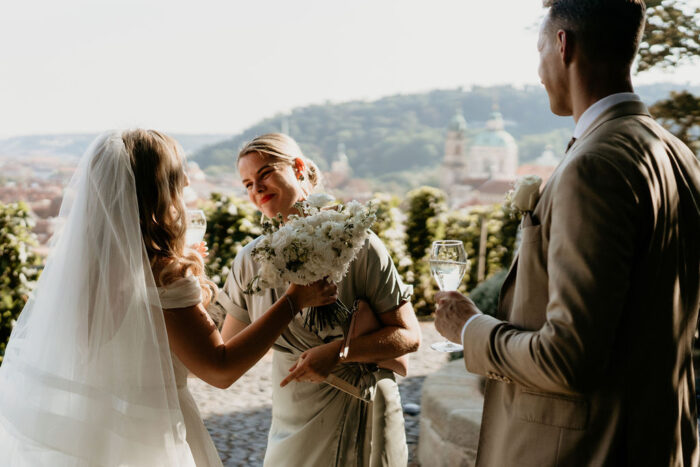 Villa Richter - Weddings in Prague - Julie May