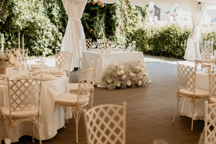 Villa Richter - Weddings in Prague - Julie May